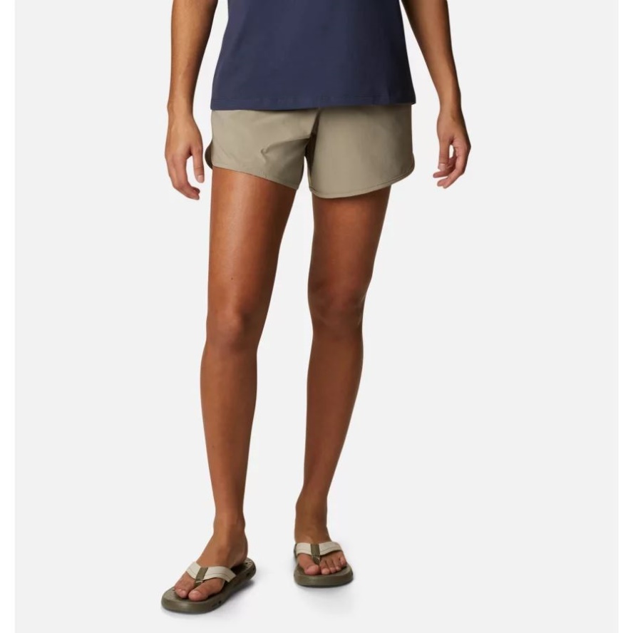 Columbia Sale Women's Bogata Bay Stretch Shorts Tusk