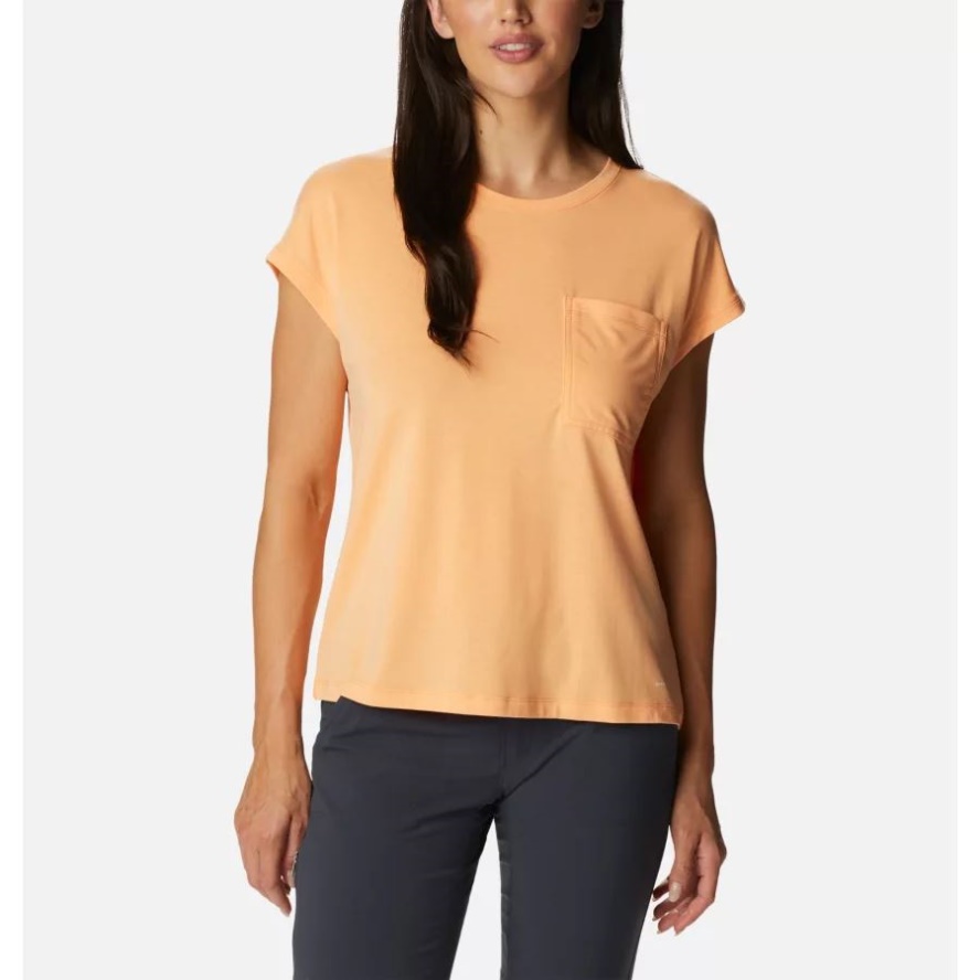 Peach Women's Boundless Trek T-Shirt Columbia Sale